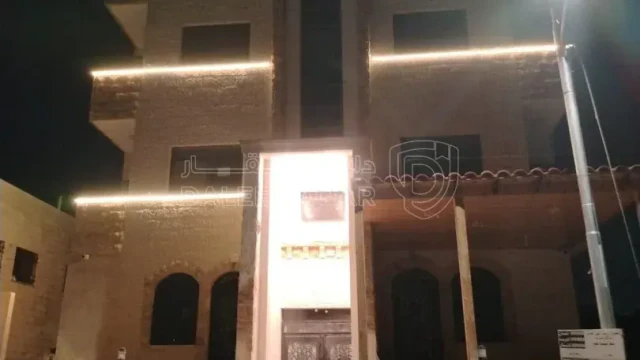 شقة - شقة لقطة للبيع في أبو علندا - عائد استثماري مرتفع  - 45000 دأ