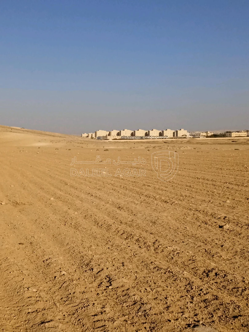 أرض في الزرقاء الهاشمية حوض المطار 5 - 19,900 دأ - صورة 1