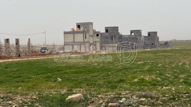 فيلا/منزل في مأدبا - حدب حوارة الوسطى - 185,000 دأ - صورة NaN
