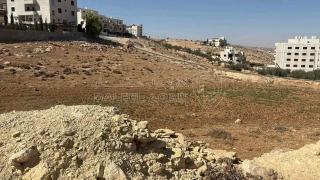 أرض - عمان شفا بدران حوض المقرن - 160000 دأ