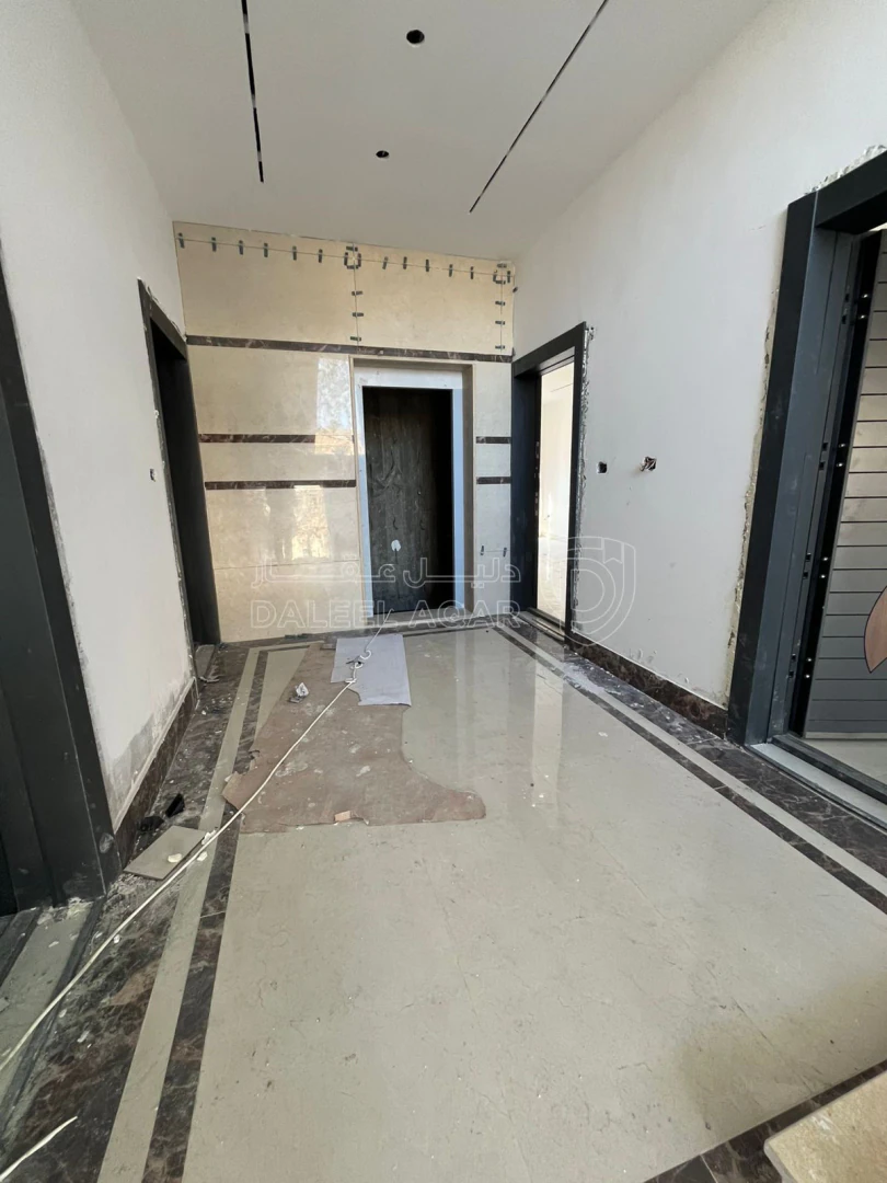 شقة في شقة امامية جديدة في جويدة تشطيبات فخمة  - 52,000 دأ - صورة 1