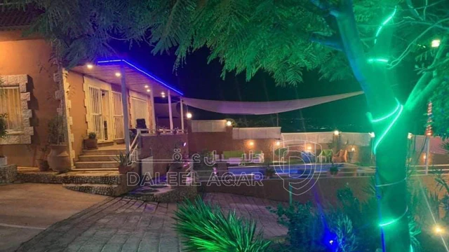 مزرعة/شاليه في بعد نقطة الجيش ٣٠٠ متر باتجاه الكفرين على الشمال  - 120,000 دأ - صورة NaN