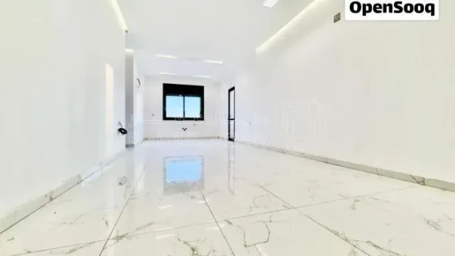 شقة - شقه للبيع في نهايه صويلح بدايه دابوق - 85000 دأ