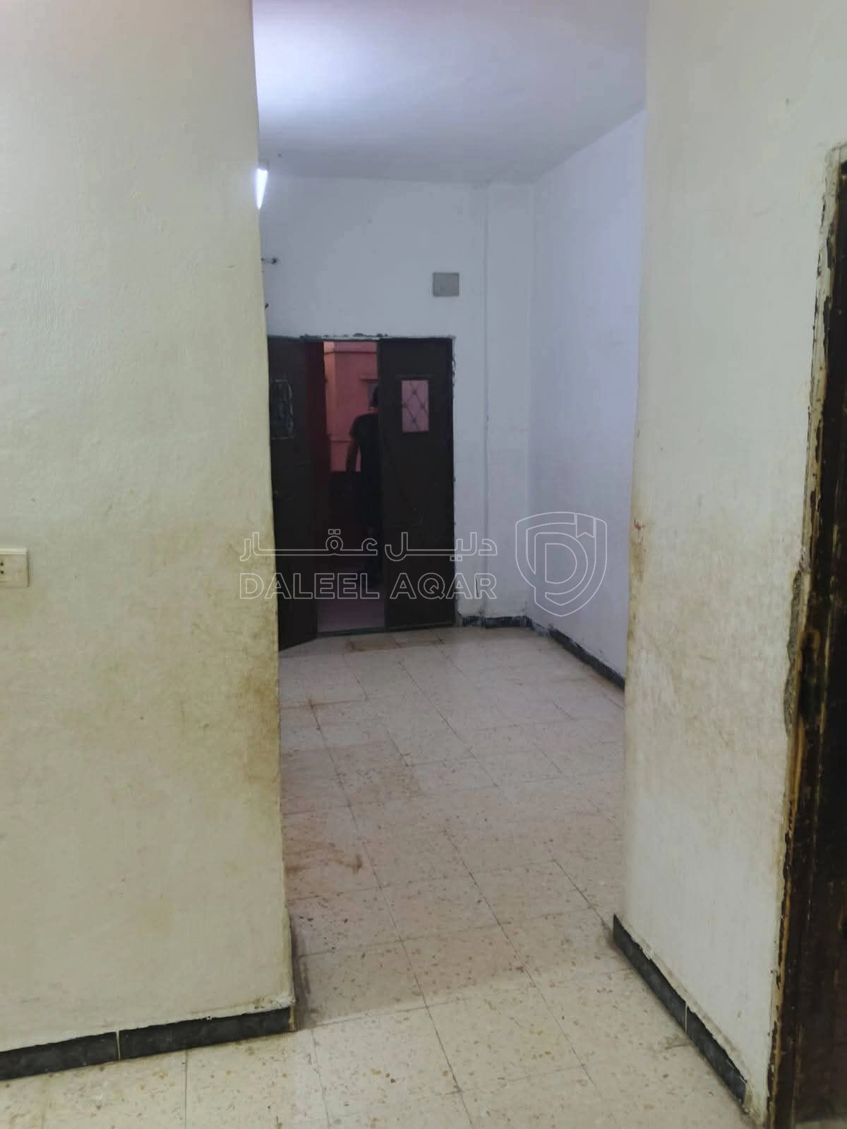 شقة في المحكمة الشرعيه الهاشميه  - 11,500 دأ - صورة 1