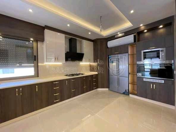 شقة في ام السماق- شارع عبدالله الداود - بناية 35 - 380,000 دأ - صورة 1