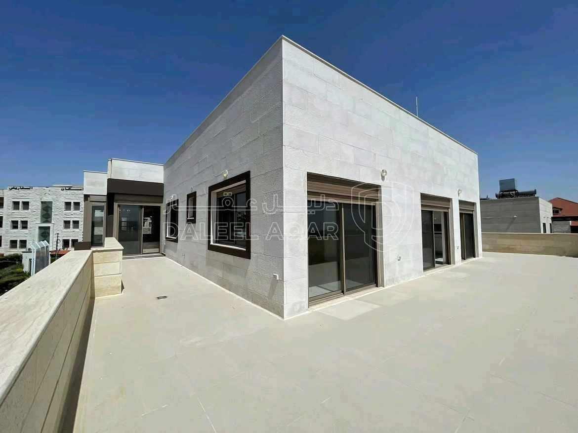 شقة في ام السماق- شارع عبدالله الداود - بناية 35 - 380,000 دأ - صورة 1