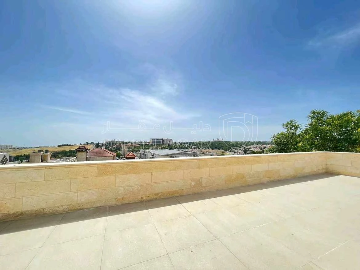 شقة في ام السماق- شارع عبدالله الداود - بناية 35 - 380,000 دأ - صورة 1