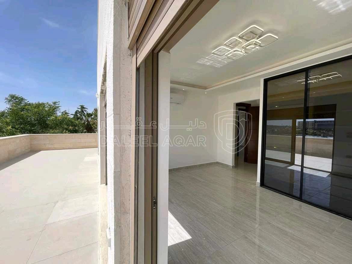 شقة في ام السماق- شارع عبدالله الداود - بناية 35 - 380,000 دأ - صورة 1