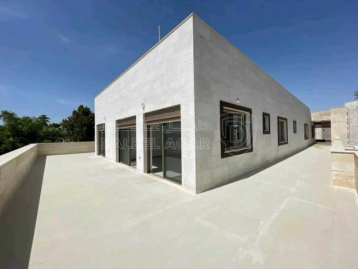 شقة في ام السماق- شارع عبدالله الداود - بناية 35 - 380,000 دأ - صورة 1