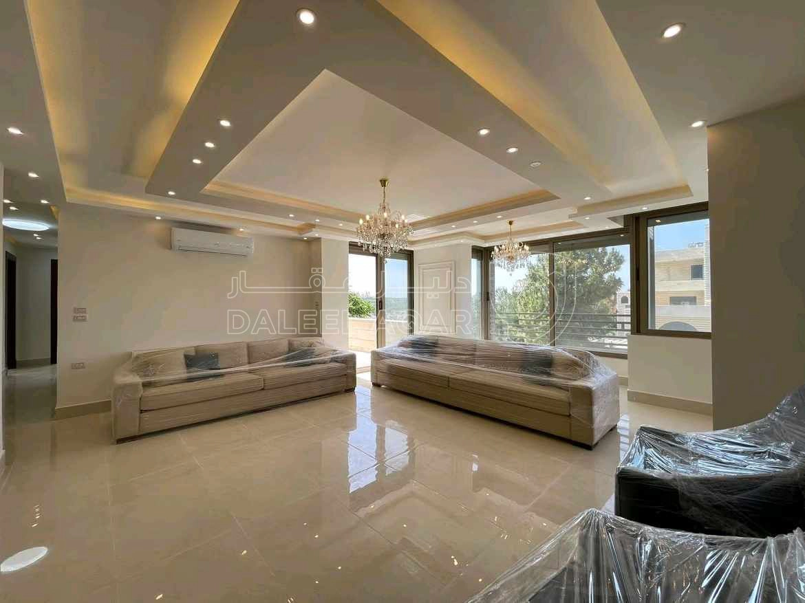 شقة في ام السماق- شارع عبدالله الداود - بناية 35 - 380,000 دأ - صورة 1