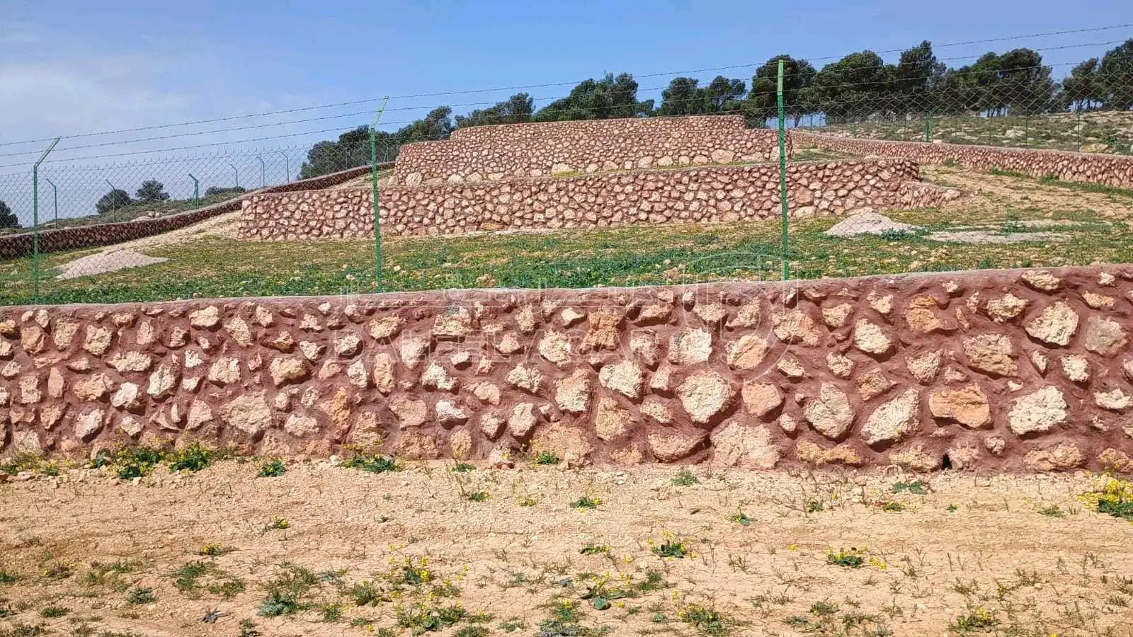 أرض في الاردن-جرش-الكفير - 65,000 دأ - صورة 1