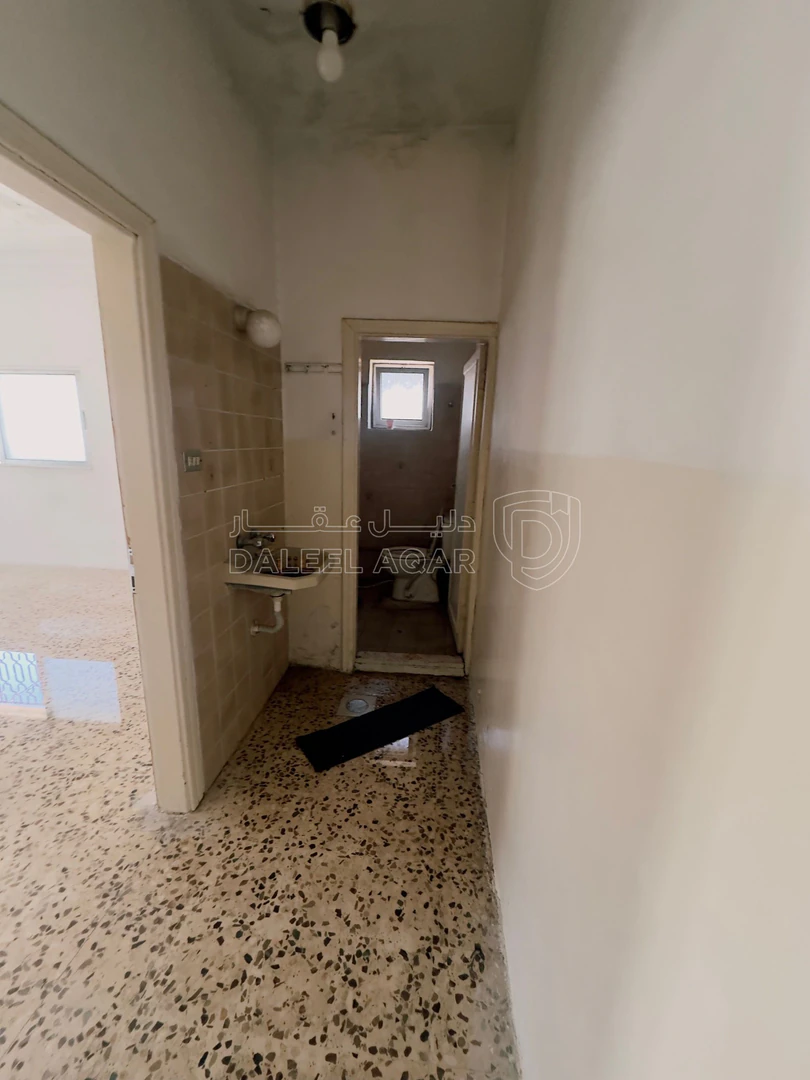 فيلا/منزل في الجويدة خلف الجمرك القديم - 120,000 دأ - صورة 1