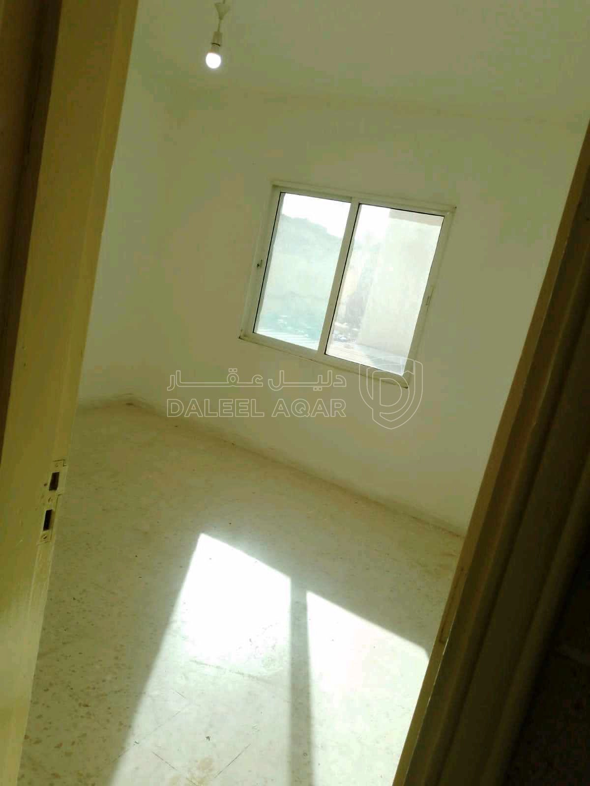 شقة في ماركا الشماليه قرب قرية خالد  - 24,000 دأ - صورة 1