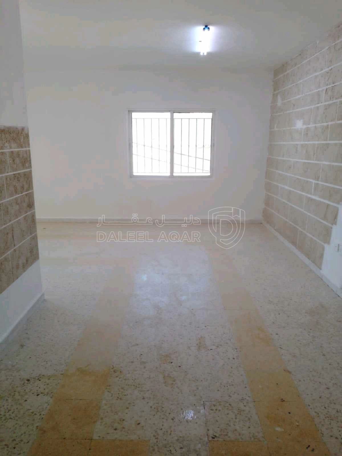 شقة في ماركا الشماليه قرب قرية خالد  - 24,000 دأ - صورة 1