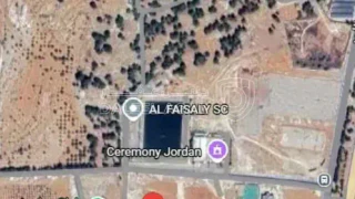 أرض في شارع المطار مقابل ملاعب النادي الفيصلي  - 1,100,000 دأ - صورة 1