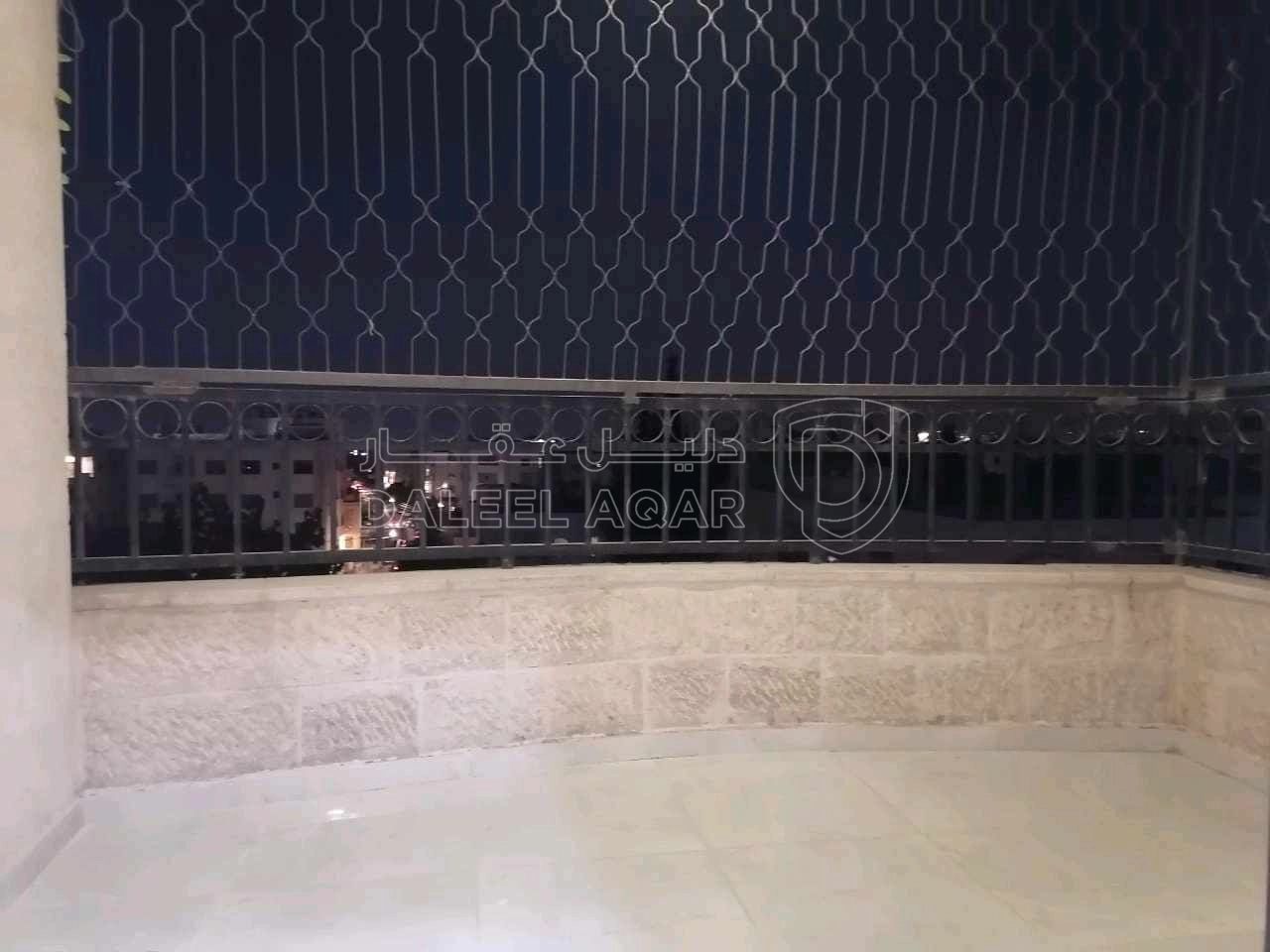 شقة في اربد-ايدون-حي راهبات الوردية ،خلف سوبر ماركت MK - 86,000 دأ - صورة 1