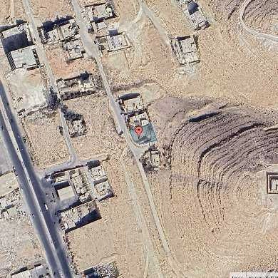أرض في الزرقاء الجديدة - مقابل قاعات روزمند للمناسبات - 40,000 دأ - صورة 1