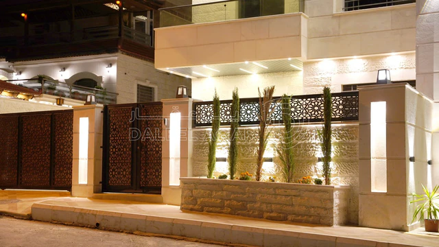 شقة - اربد - ايدون - الراهبات - مقابل كومباوند الامعري - 89000 دأ