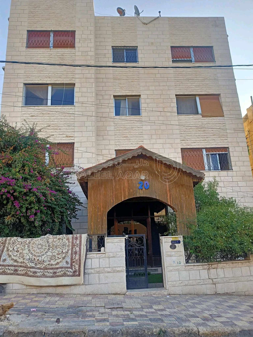 مبنى في ضاحية الامير حسن/شارع محمد الحكاري/مقابل استقلال م - 185,000 دأ - صورة 1