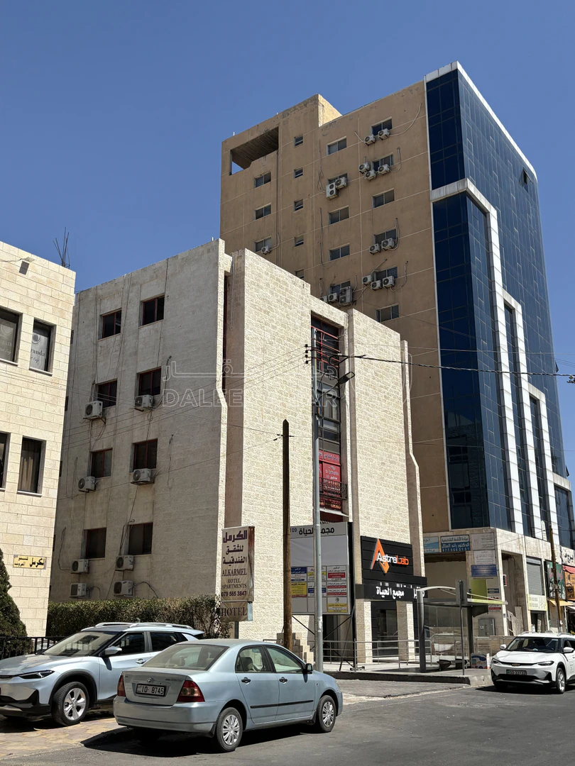 مكتب/تجاري في مكتب تجاري عماره مجمع الحياه دوار الداخلية  - 44,000 دأ - صورة 1