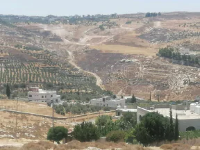 أرض في ناعور - ابوغزلان - قرب مسجد أبوبكر الصديق - 60,000 دأ - صورة NaN