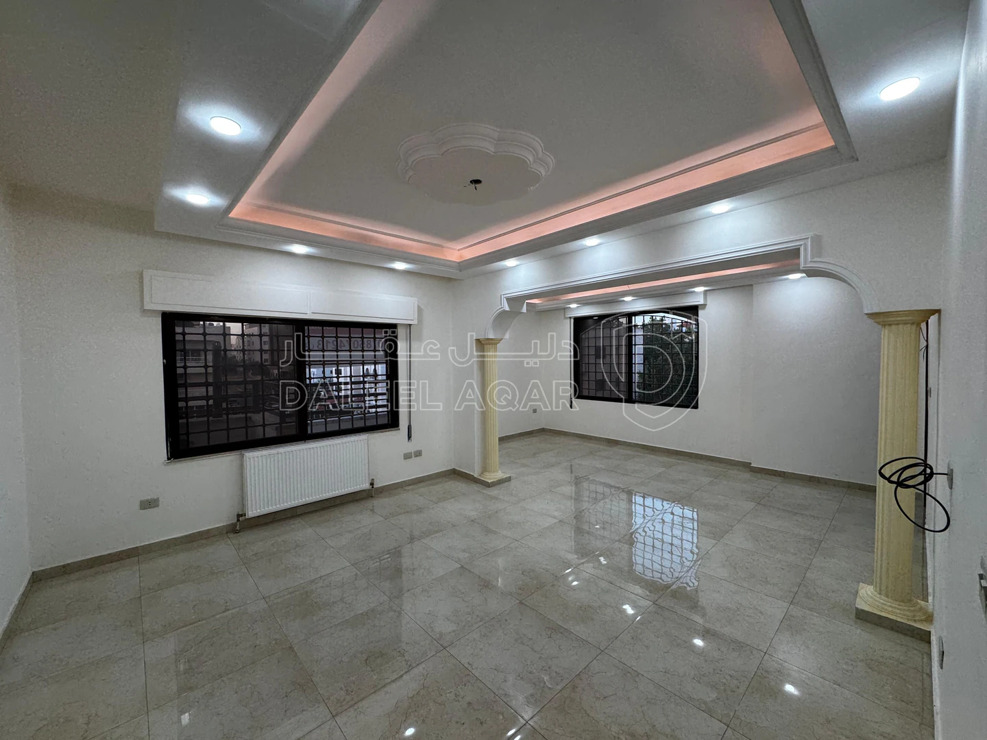 شقة في شارع حسين فلاح الياصجين - 125,000 دأ - صورة 1