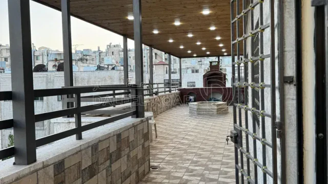 شقة - شارع حسين فلاح الياصجين - 125000 دأ