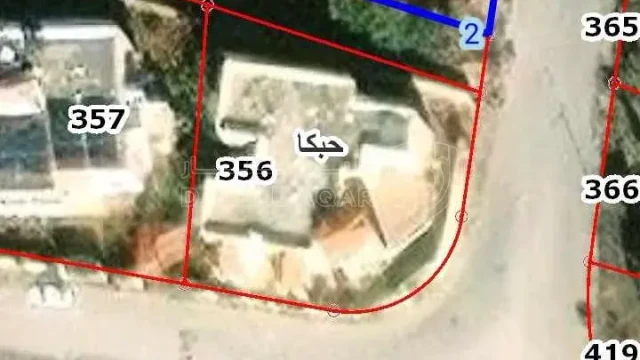 فيلا/منزل - قرب شارع اربد عجلون الرئيسي - 90000 دأ
