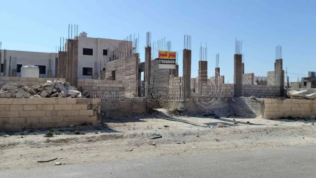 أرض - عمان جويده قرب السوق المركزي  - 200000 دأ