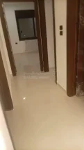 شقة - خلف جامعه البتراء - 115000 دأ