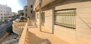 فيلا/منزل في عمان مرج الحمام قرب طريق المطار - 300,000 دأ - صورة NaN