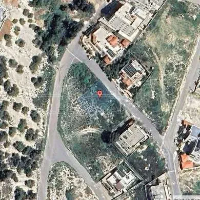 أرض في شمال مسجد الفلاح بـ450م - 155,000 دأ - صورة 1