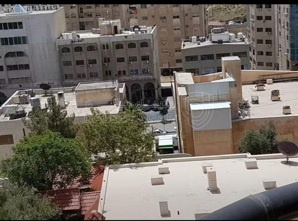 شقة في شقة طابقيه فخمه مساحة ٣٥٠ م٢ مقابل جريدة الراي ضا - 160,000 دأ - صورة 1