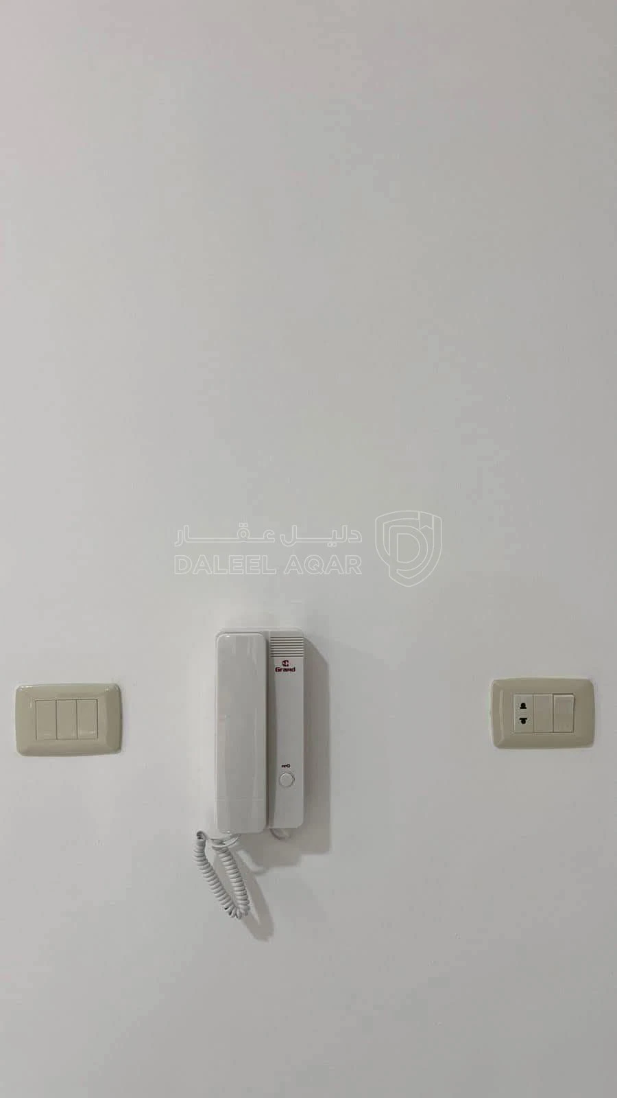 فيلا/منزل في عمان ناعور بالقرب من دار الدواء - 280,000 دأ - صورة 18