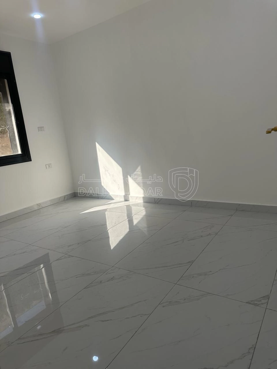 شقة في جنوب عمان  - 56,000 دأ - صورة 1