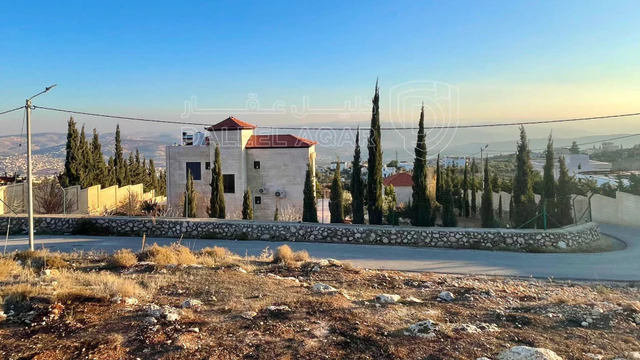 مزرعة/شاليه في مزرعه بموقع مميز في جرش للبيع - 230,000 دأ - صورة NaN