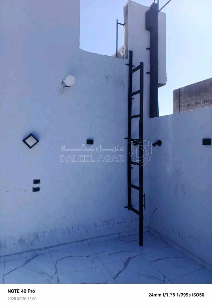 مبنى في جرش اسكان عجرم - 120,000 دأ - صورة 1