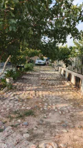 مزرعة/شاليه في الكرك أدر - 130,000 دأ - صورة NaN