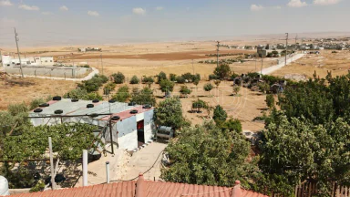مزرعة/شاليه في الكرك أدر - 130,000 دأ - صورة NaN