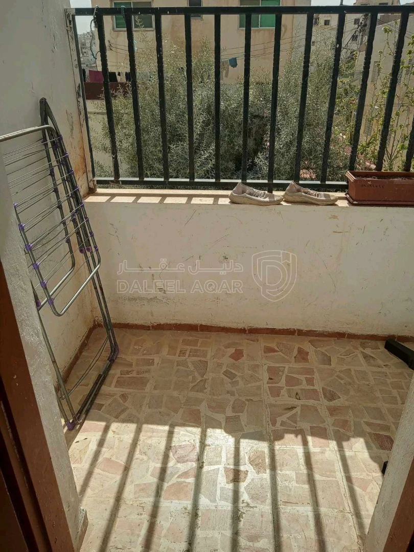 شقة في  ابو نصير ،حي السعاده ، شارع زعل المحامين ،شارع 13 - 32,000 دأ - صورة 1