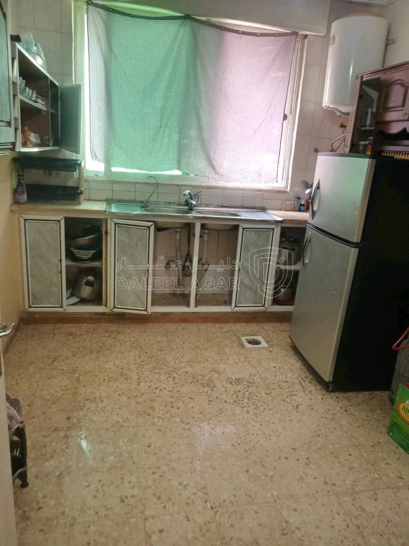 شقة في  ابو نصير ،حي السعاده ، شارع زعل المحامين ،شارع 13 - 32,000 دأ - صورة 1