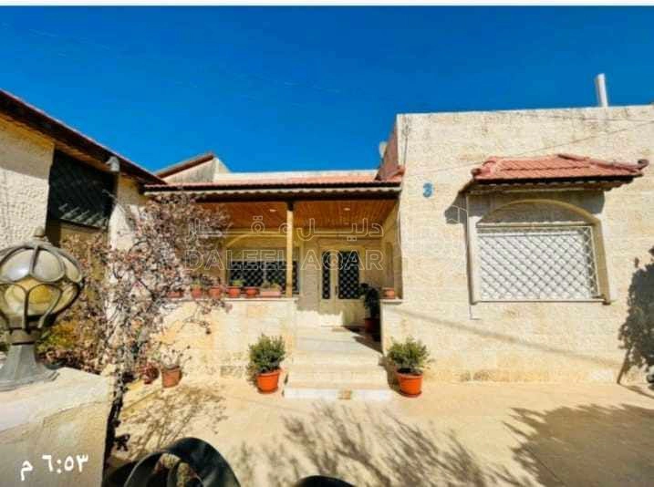 فيلا/منزل في عمارة للبيع /منزل مستقل - 155,000 دأ - صورة 1