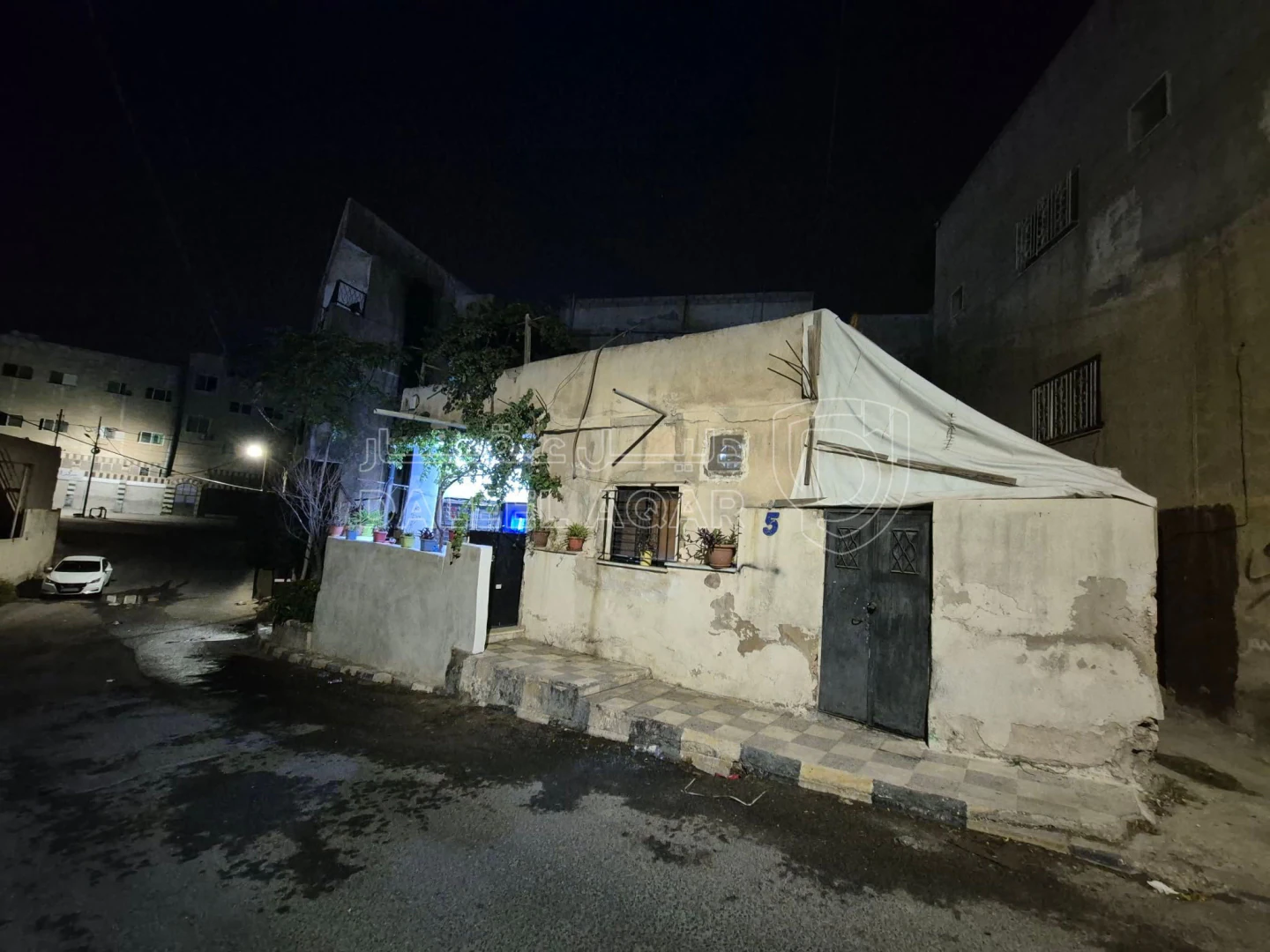فيلا/منزل في ماركا الشماليه - حي الزهراء - 50,000 دأ - صورة 1