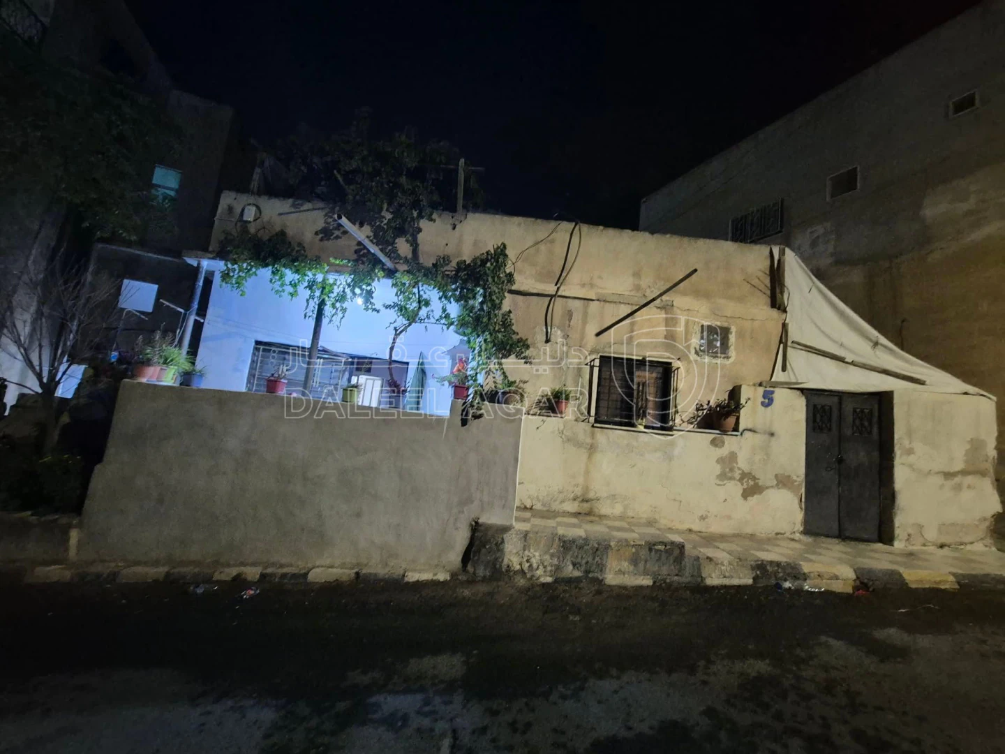 فيلا/منزل في ماركا الشماليه - حي الزهراء - 50,000 دأ - صورة 1
