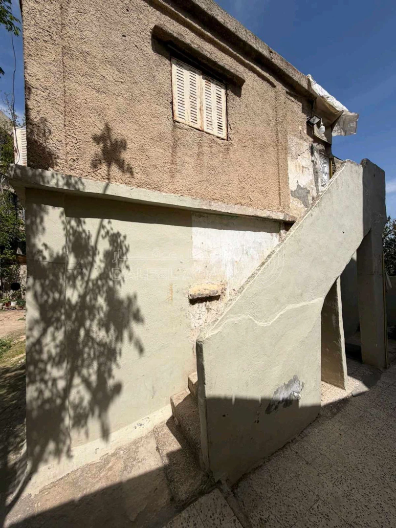 أرض في الهاشمي الشمالي قرب مدرسة دير اللاتين - 45,000 دأ - صورة 1