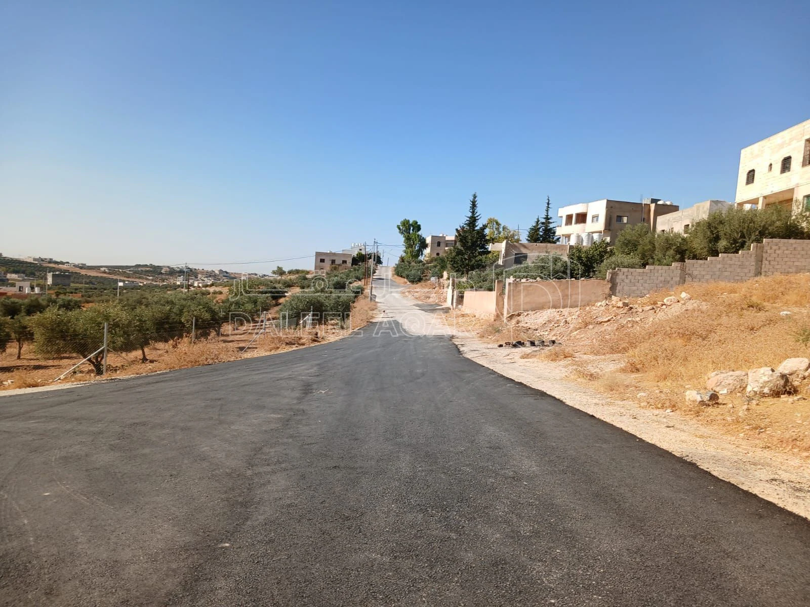 أرض في شار ع مادبا الغربي  - 55,000 دأ - صورة 16
