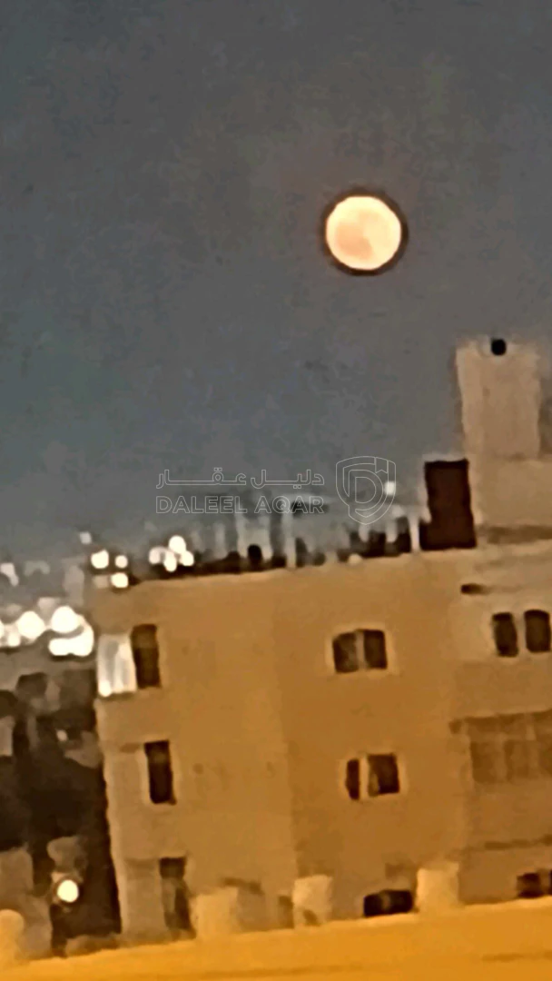 شقة في شقة للبيع مجمع عمان - 40,000 دأ - صورة 1