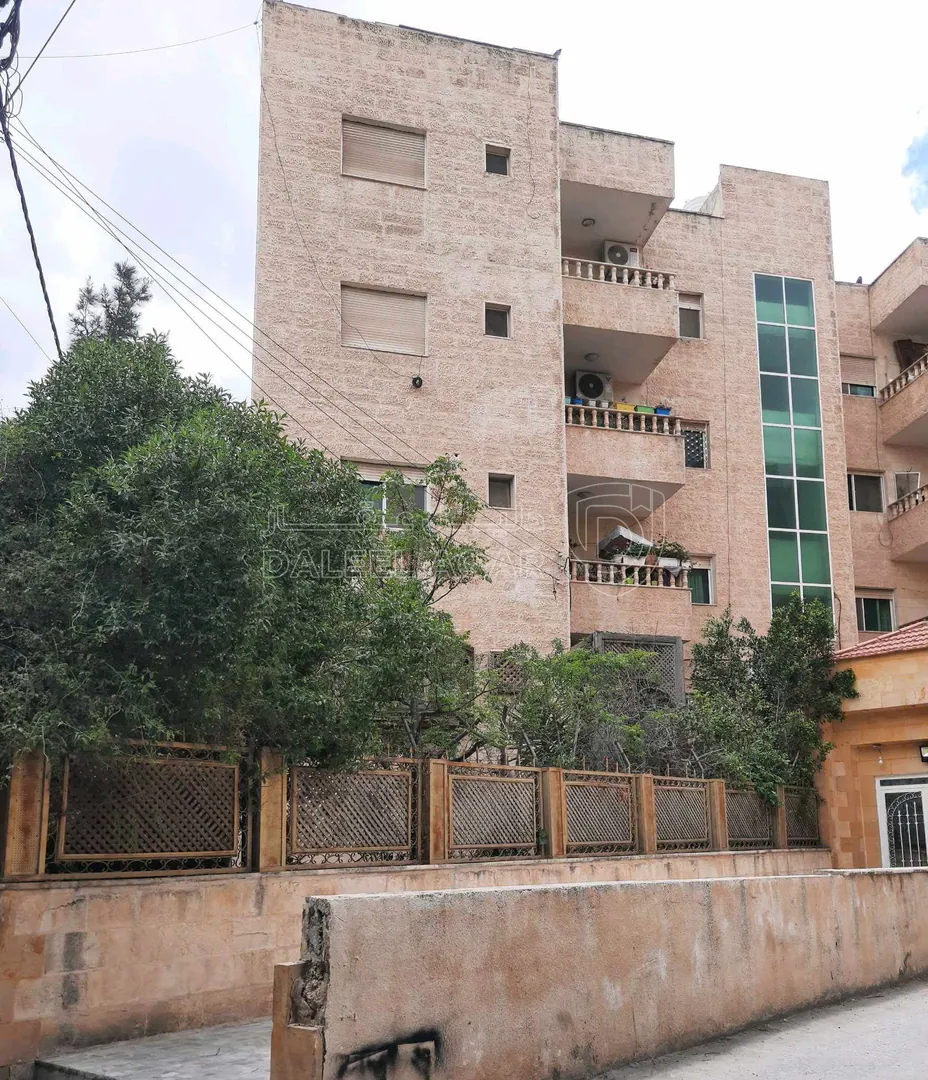 شقة في شقة أرضية للبيع (ليست تسوية) في الجبيهة - 55,000 دأ - صورة 1