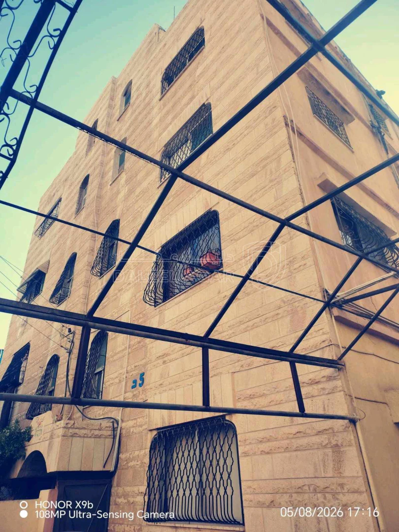 مبنى في عمان جبل النزهة بالقرب من دوار النزهة - 85,000 دأ - صورة 2