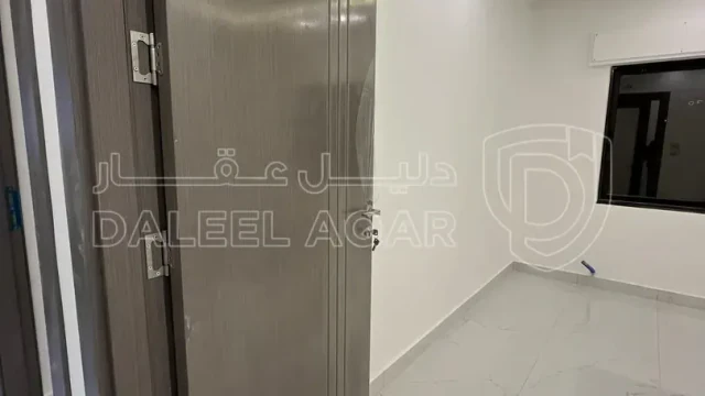 شقة - شقة للبيع في البنيات 135م فقط ب 70000 الف - 70000 دأ